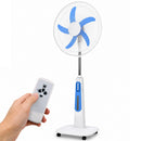 Ventilatore a Piantana Ricaricabile Ø45 cm con Telecomando e 4 Velocità 55W con Ruote Bianco e Blu      