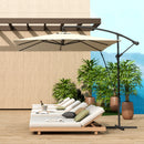 Ombrellone a Sbalzo 247x247 cm con Base a Croce e Manovella in Metallo e Poliestere Cachi      