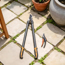 Set 2 Pezzi da Giardinaggio con Troncarami e Cesoie con Impugnatura Morbida e Blocco di Sicurezza in Acciaio Nero e Arancione      