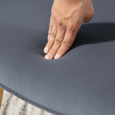 Poltrona con Pouf Poggiapiedi 71x77x99 cm in Tessuto Effetto Velluto Grigio