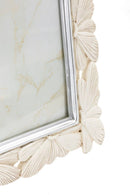 Cornice Butterfly 28x2x33,3 cm in Resina e Vetro Crema      