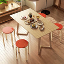 Set 4 Sgabelli Impilabili Rotondi in Legno 40x54 cm Rosso e Legno 