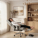 Sedia da Ufficio Ergonomica 78x70x118-126 cm Reclinabile con Poggiapiedi Schienale Alto in Finta Pelle Grigio Chiaro      
