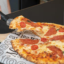 Set 3 Pezzi Accessori Pizza Spatola Pala e Taglierina Apribottiglie Integrato in Acciaio Inox Nero      